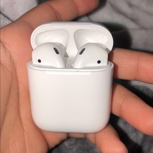 apple airpods